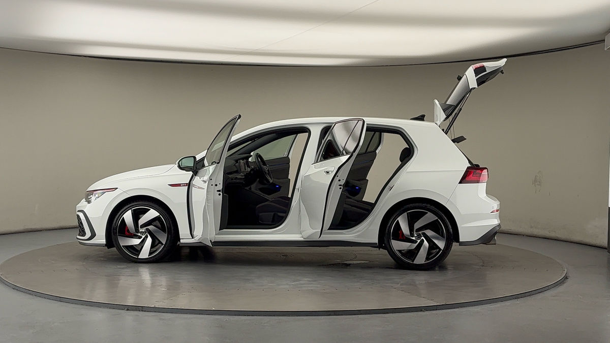 More views of Volkswagen Golf