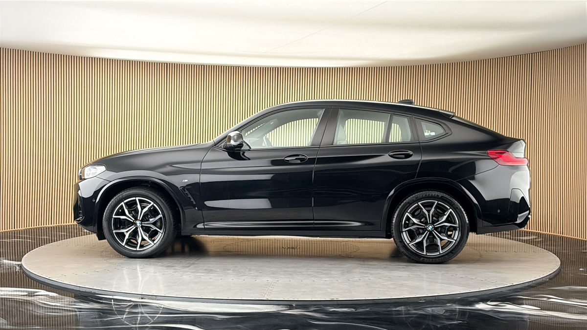 More views of BMW X4