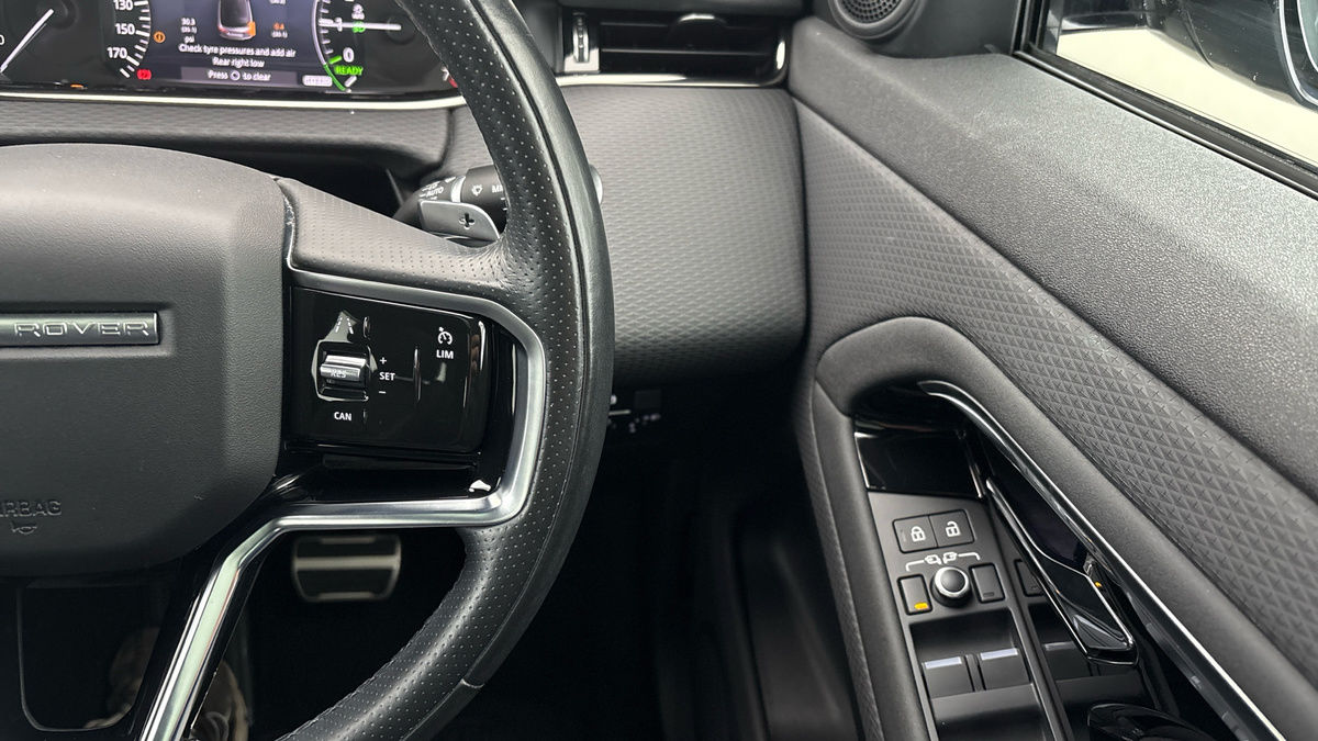 Land Rover Range Rover Evoque Image 14