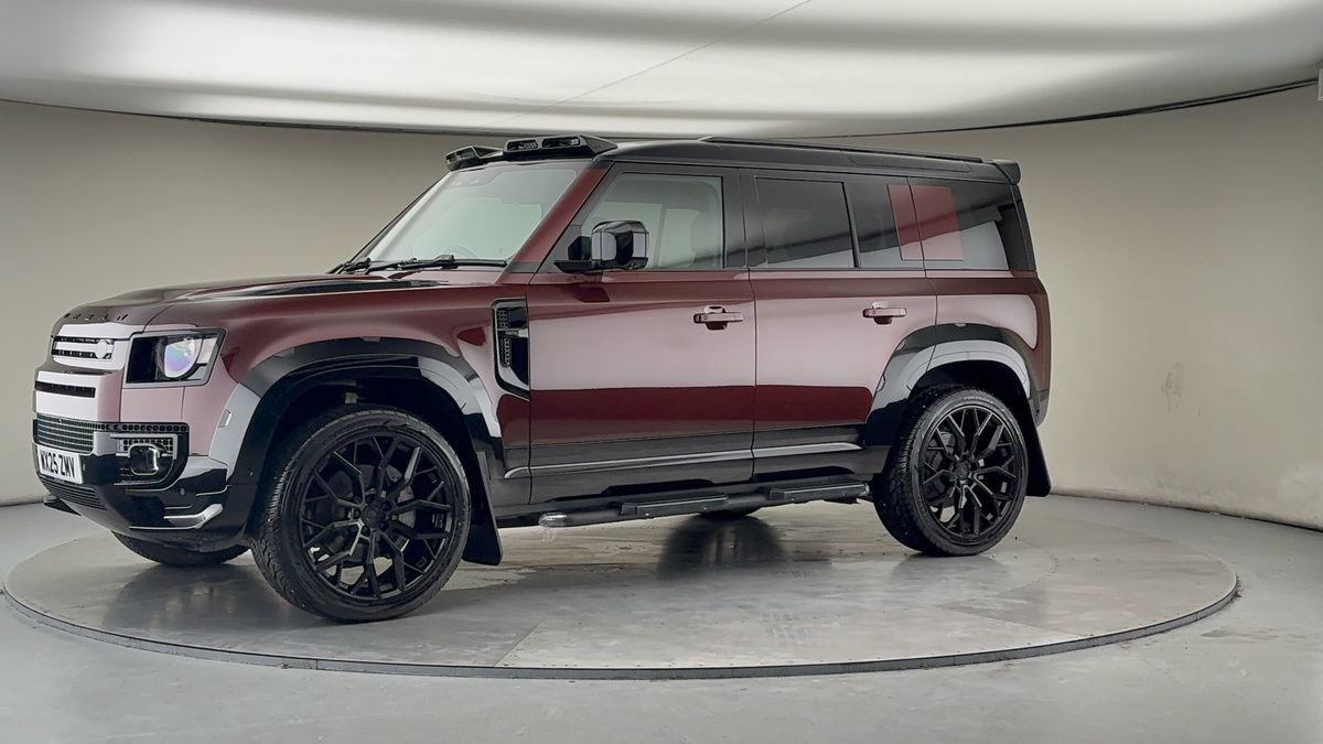 More views of Land Rover Defender 110