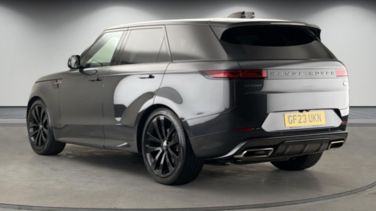 Land Rover Range Rover Sport Image 2