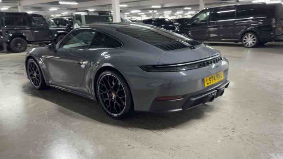 More views of Porsche 911