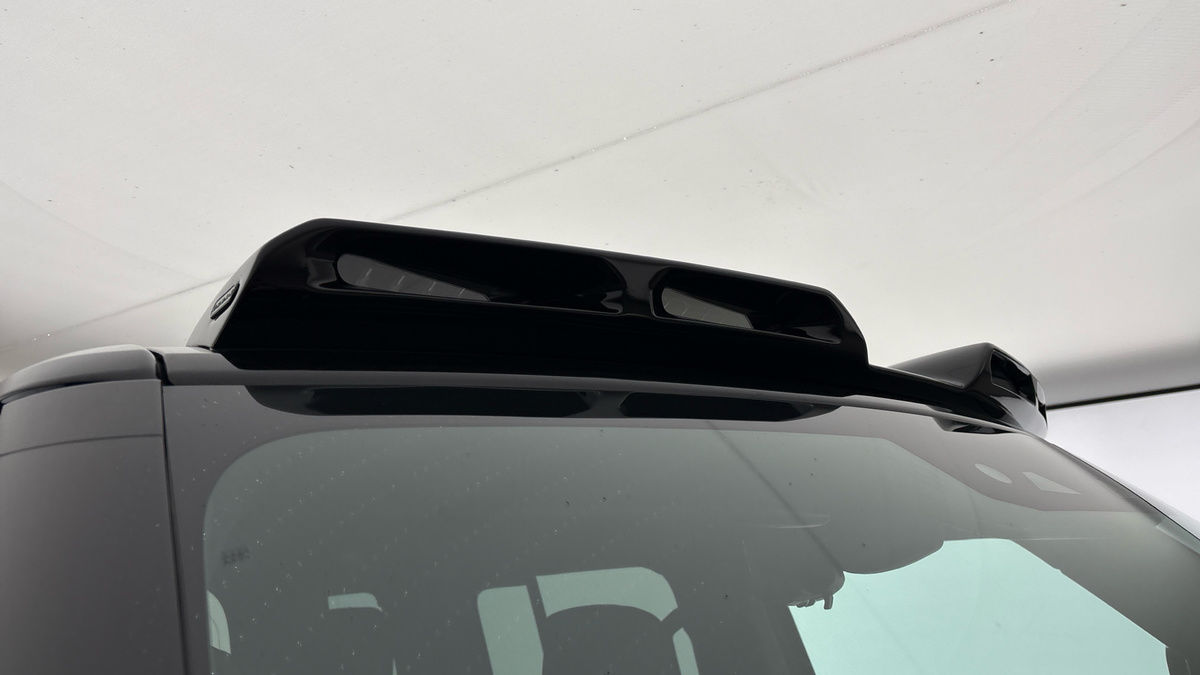 Land Rover Defender 110 Urban Image 27