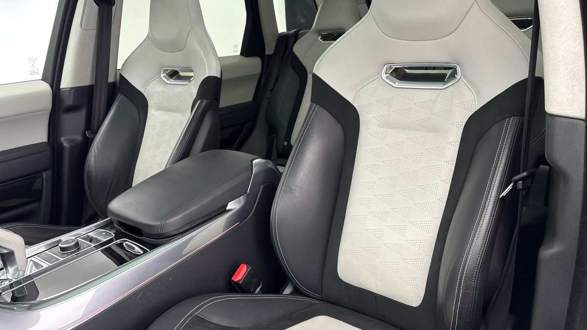 Land Rover Range Rover Sport Image 7