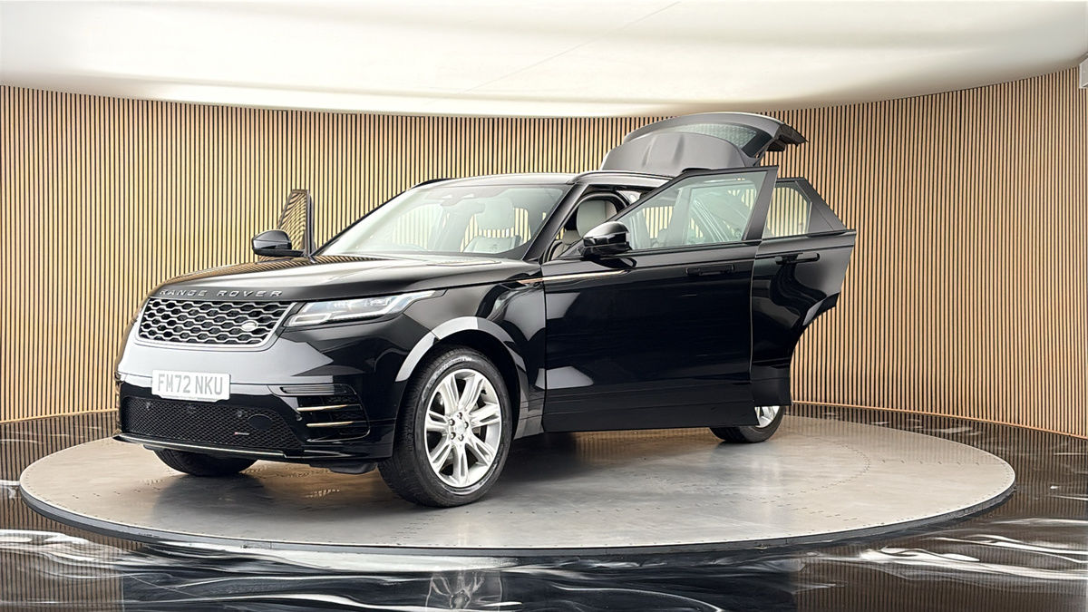 More views of Land Rover Range Rover Velar
