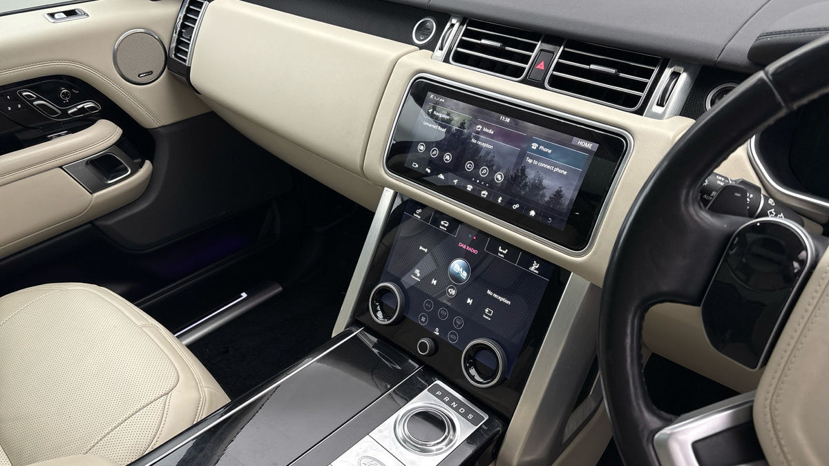 Land Rover Range Rover Image 18