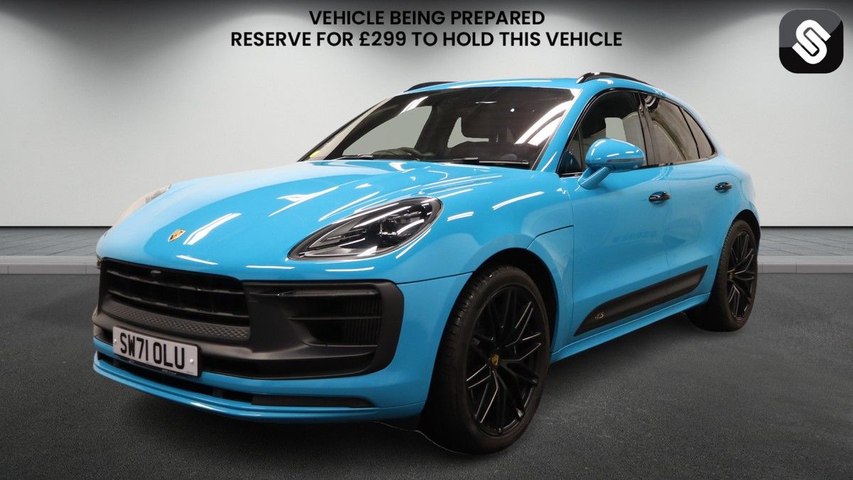 Porsche Macan Image 2