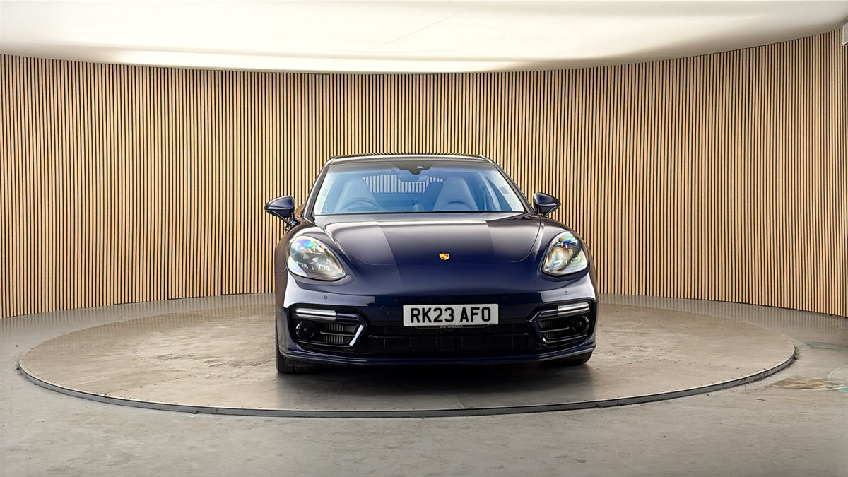 More views of Porsche Panamera