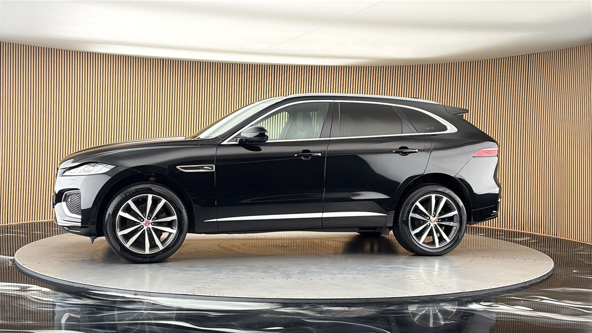 More views of Jaguar F-PACE