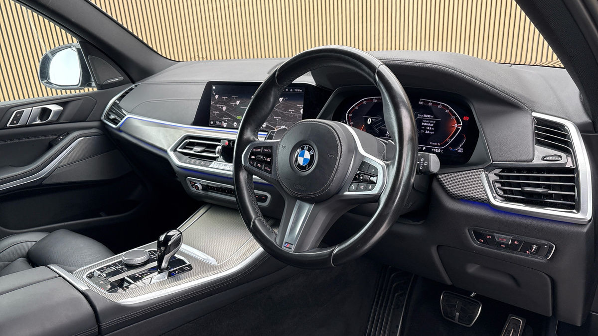 BMW X5 Image 5