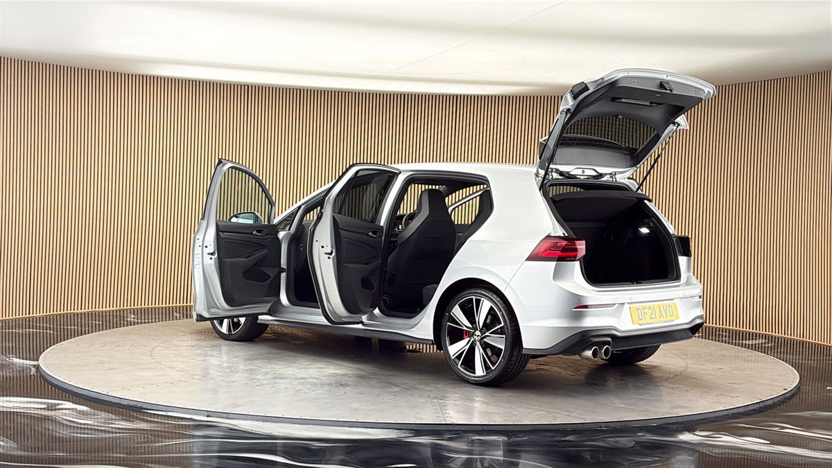 More views of Volkswagen Golf