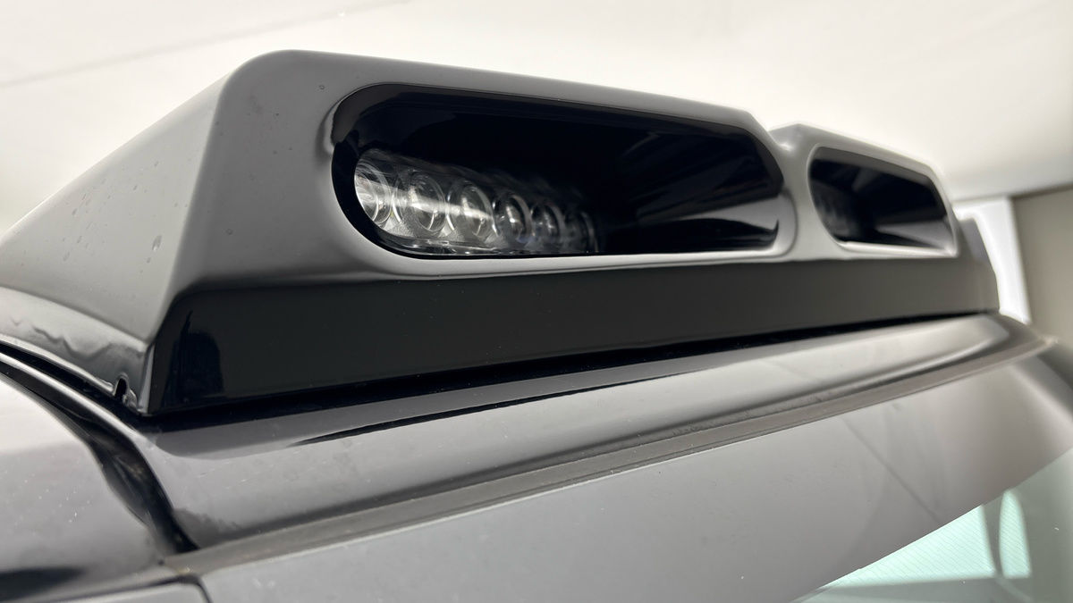 Land Rover Defender 110 Image 49