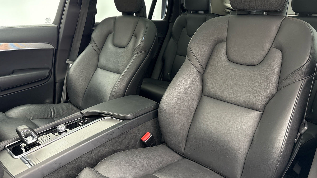 Volvo XC90 Image 7