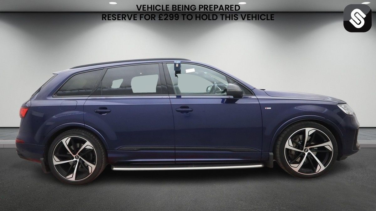 Audi Q7 Image 5