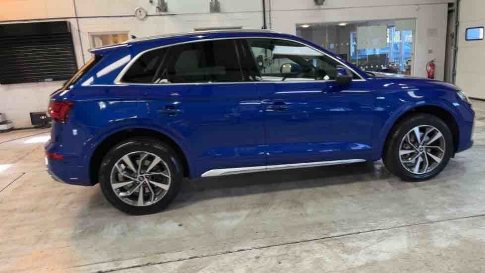 More views of Audi Q5