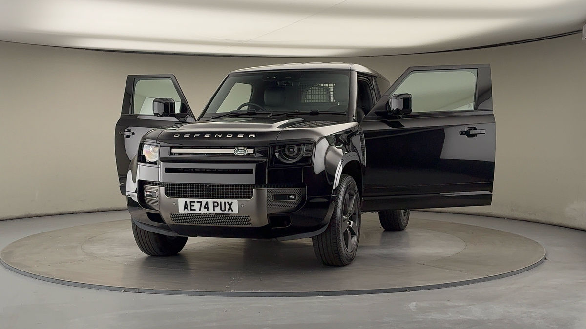 More views of Land Rover Defender 90