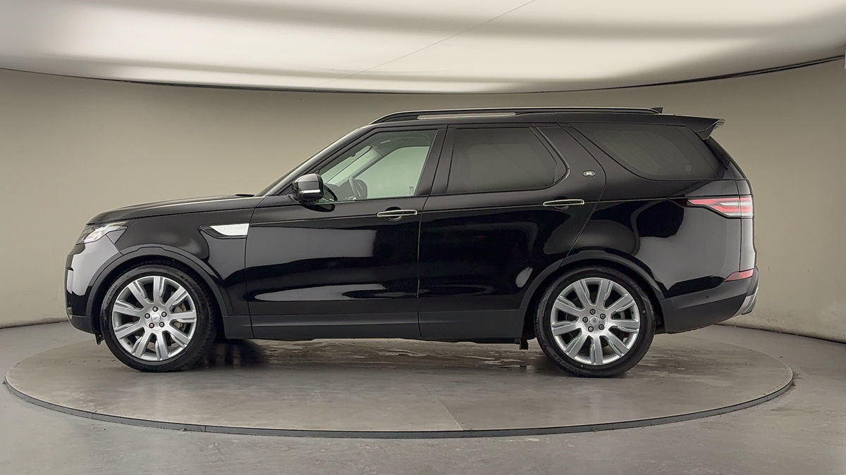 More views of Land Rover Discovery