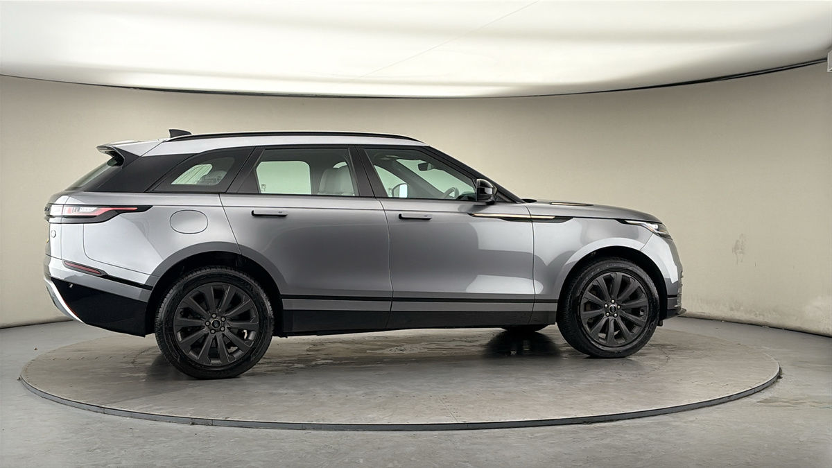 More views of Land Rover Range Rover Velar