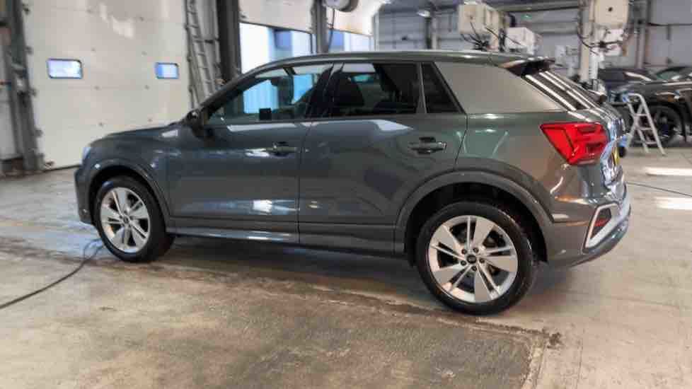 More views of Audi Q2