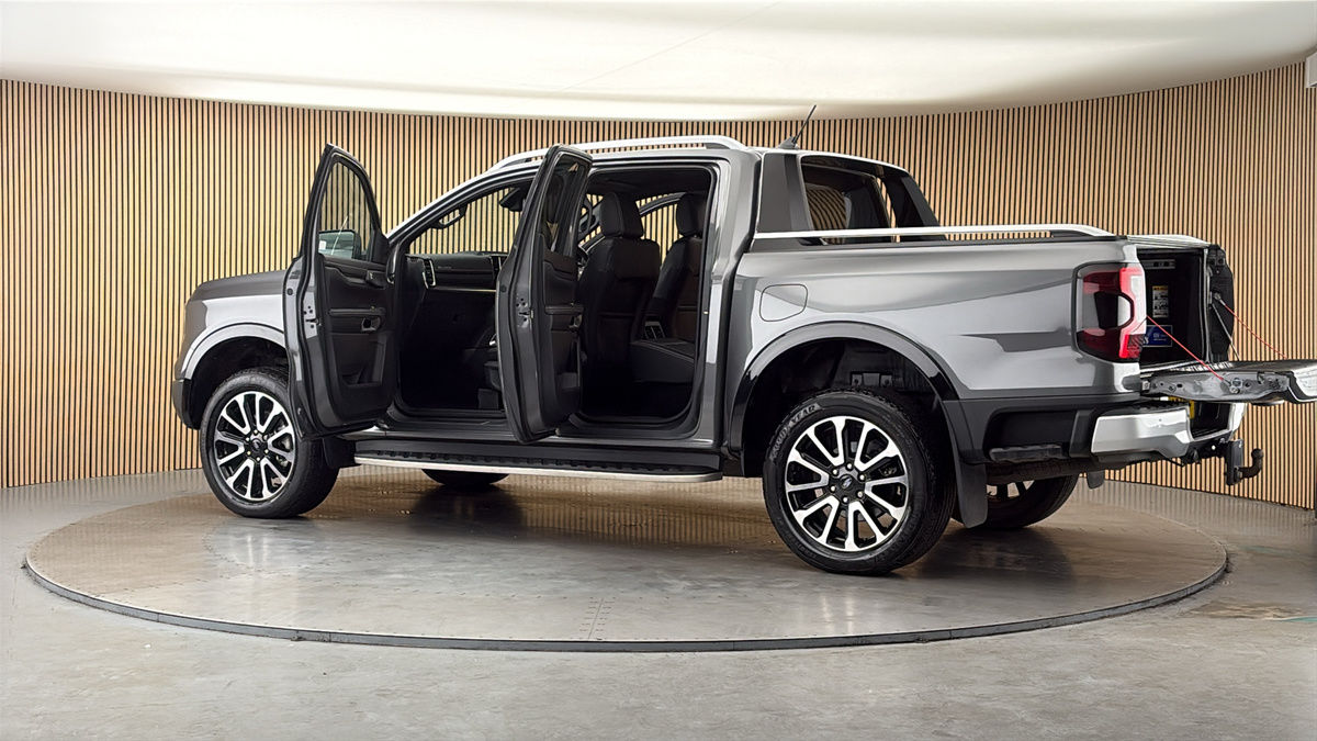 More views of Ford Ranger