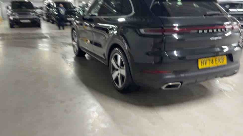 More views of Porsche Cayenne
