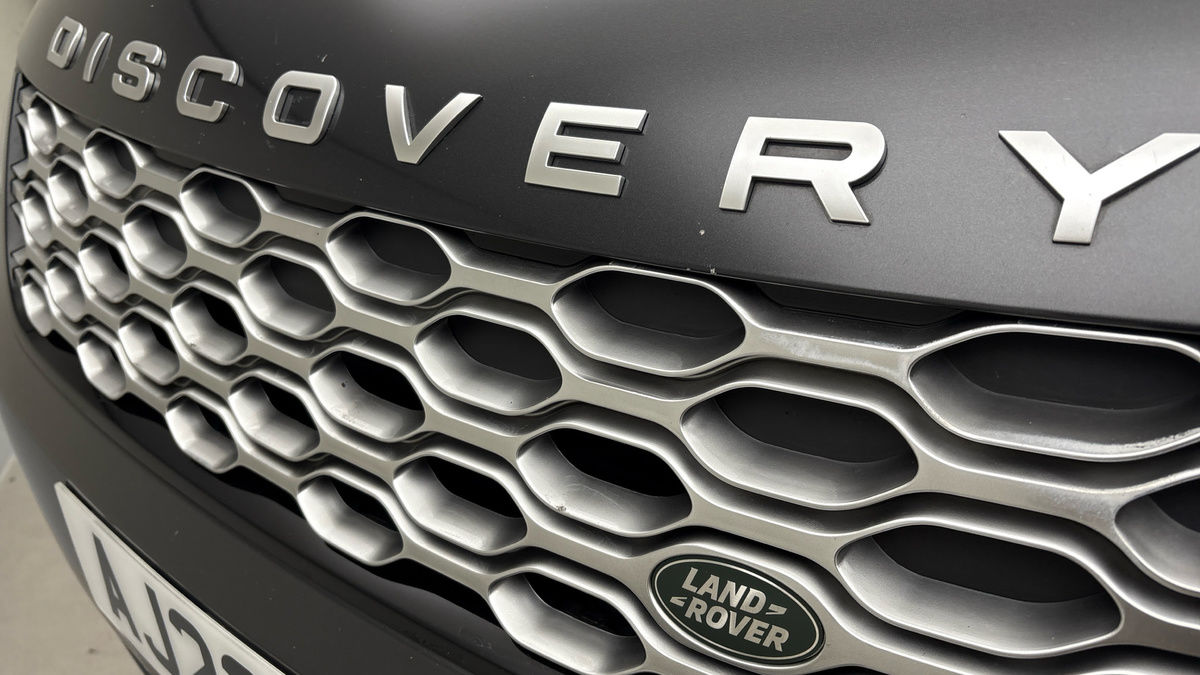 Land Rover Discovery Image 24