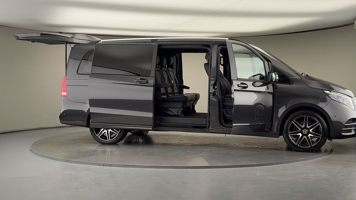 More views of Mercedes-Benz V Class