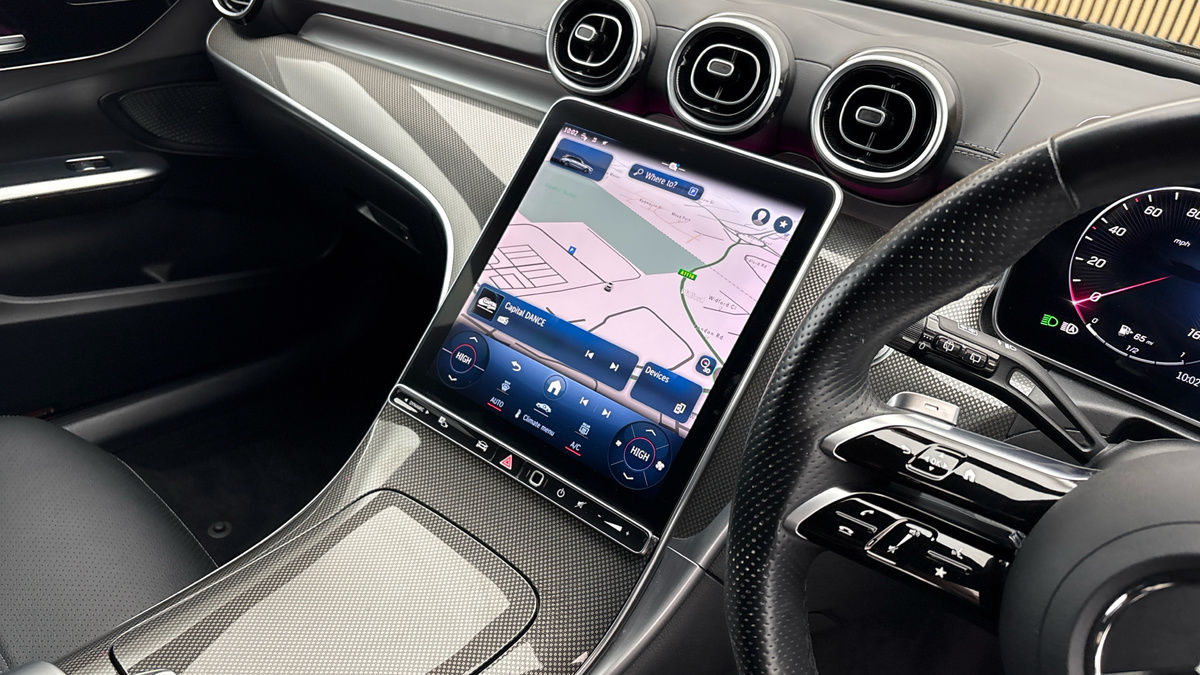 Mercedes-Benz C Class Image 18