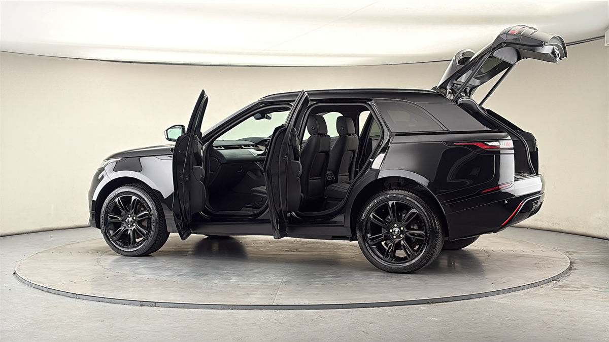 More views of Land Rover Range Rover Velar