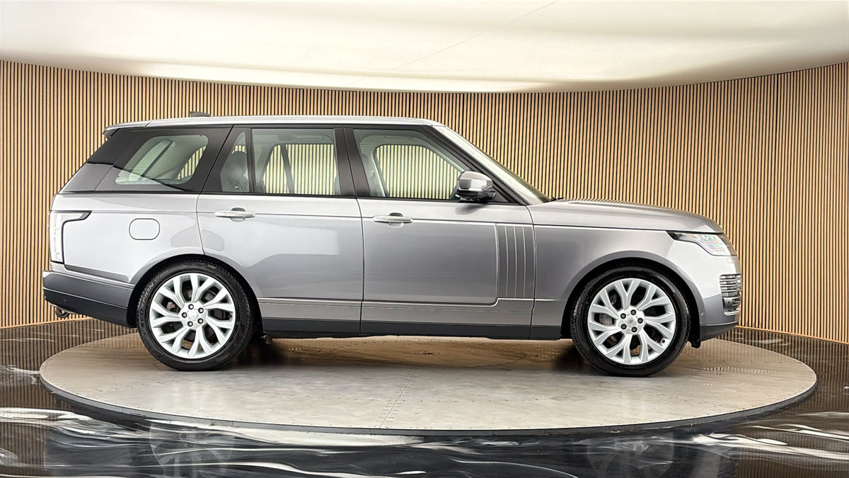Land Rover Range Rover Image 16