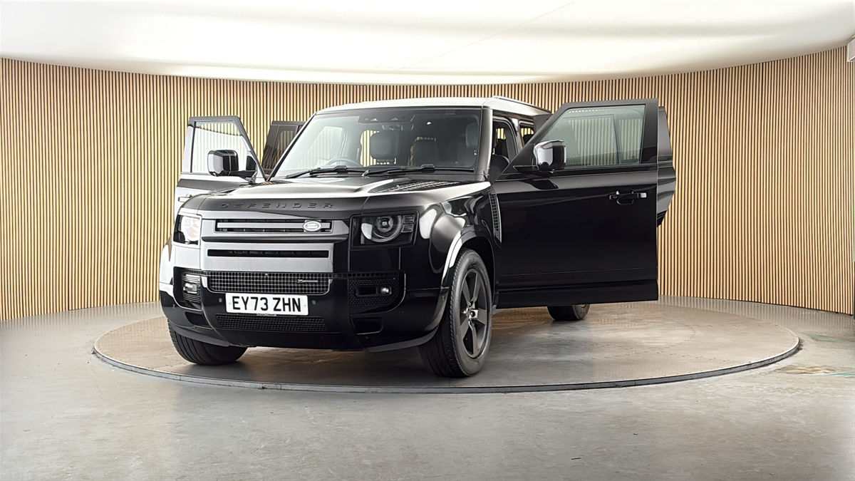 More views of Land Rover Defender 130