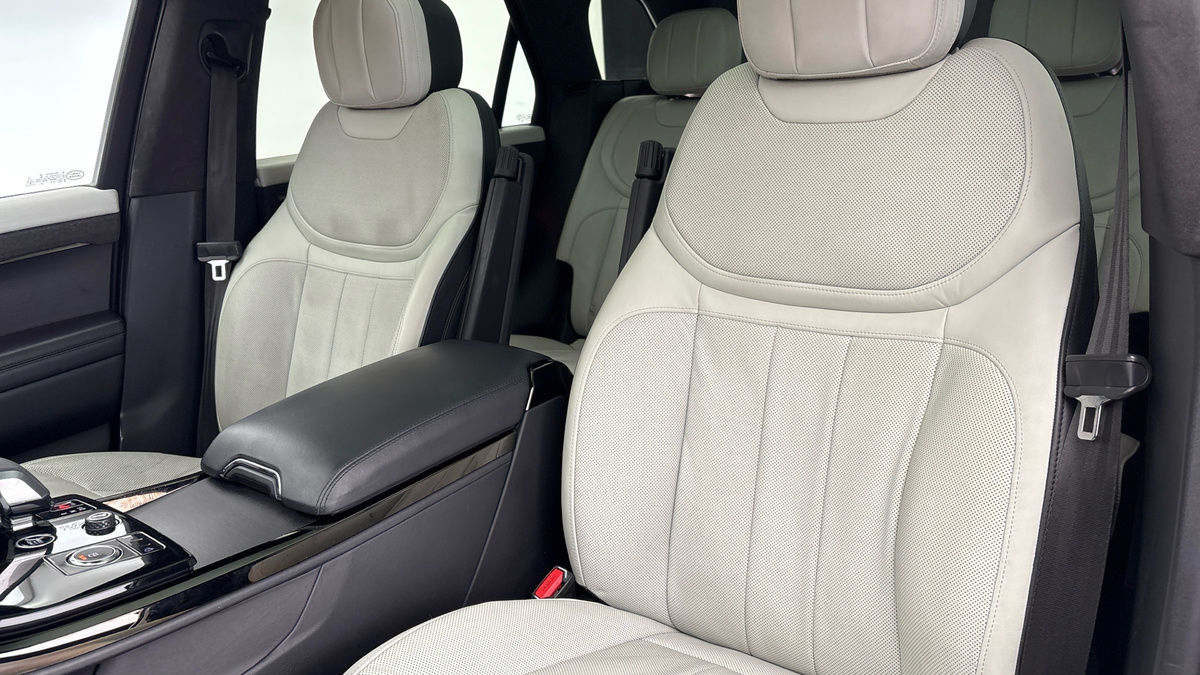 Land Rover Range Rover Sport Image 7