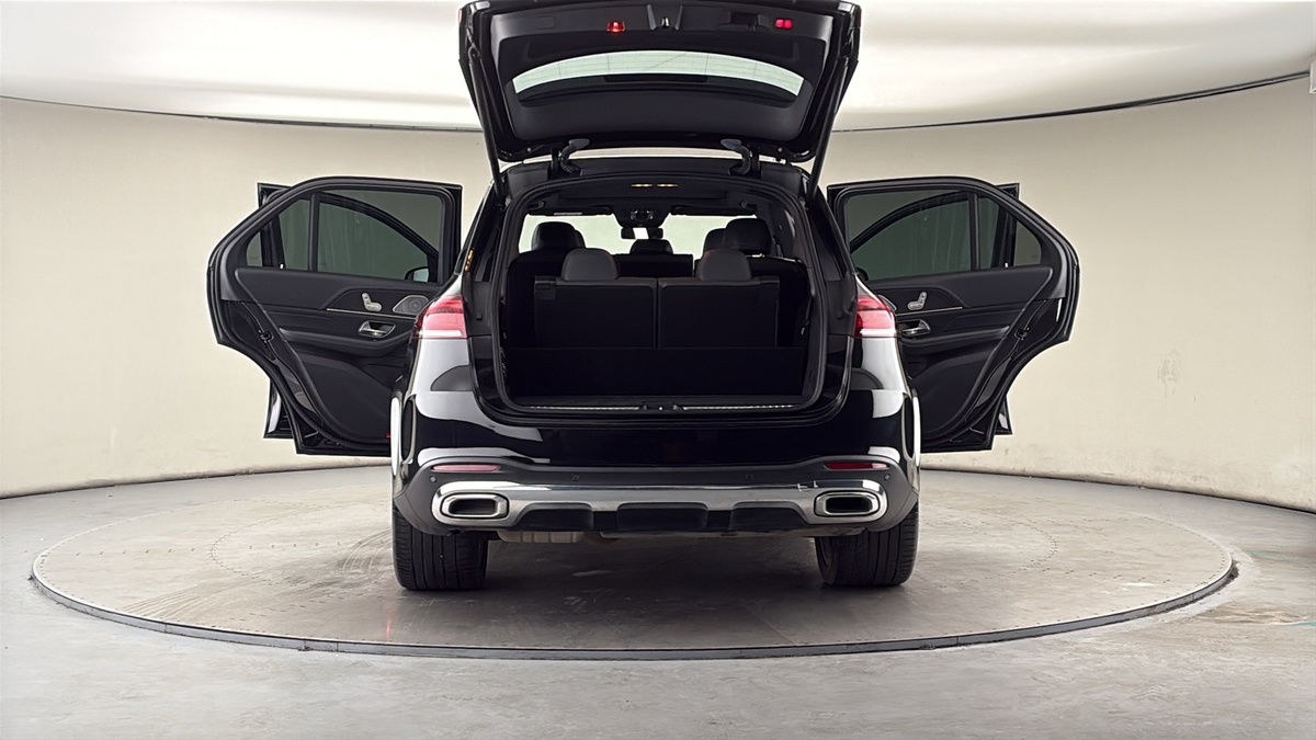 More views of Mercedes-Benz GLE