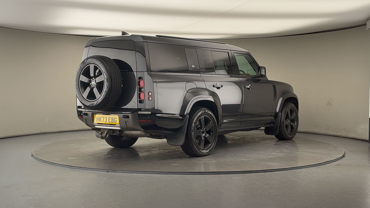 More views of Land Rover Defender 130