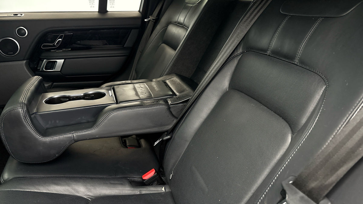 Land Rover Range Rover Image 9