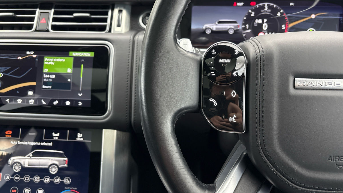 Land Rover Range Rover Image 13