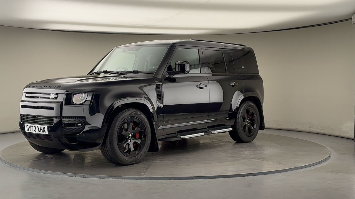 Land Rover Defender 110 Image 20