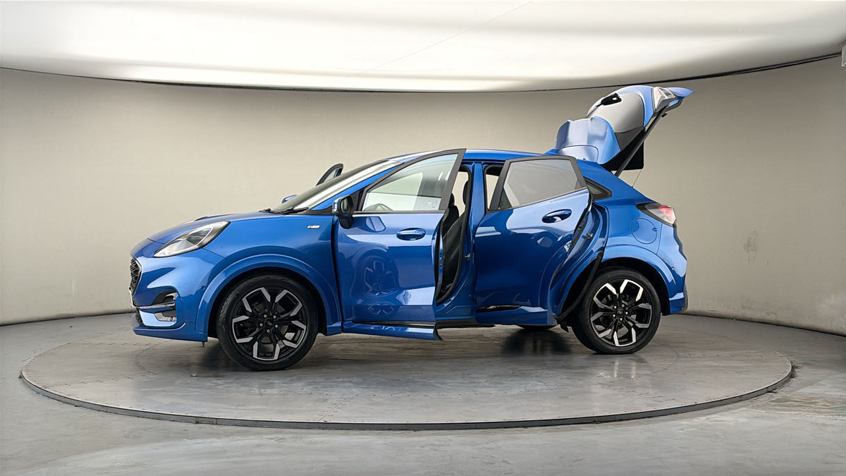 More views of Ford Puma