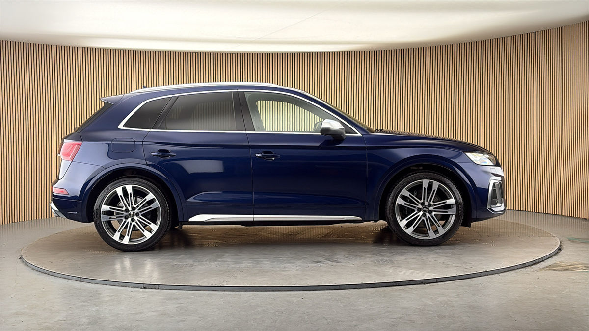 Audi SQ5 Image 16