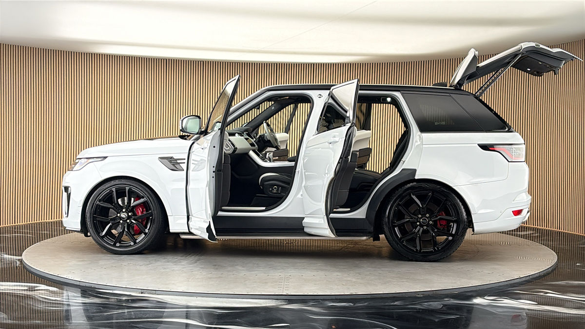 More views of Land Rover Range Rover Sport