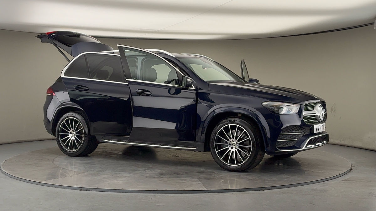 More views of Mercedes-Benz GLE