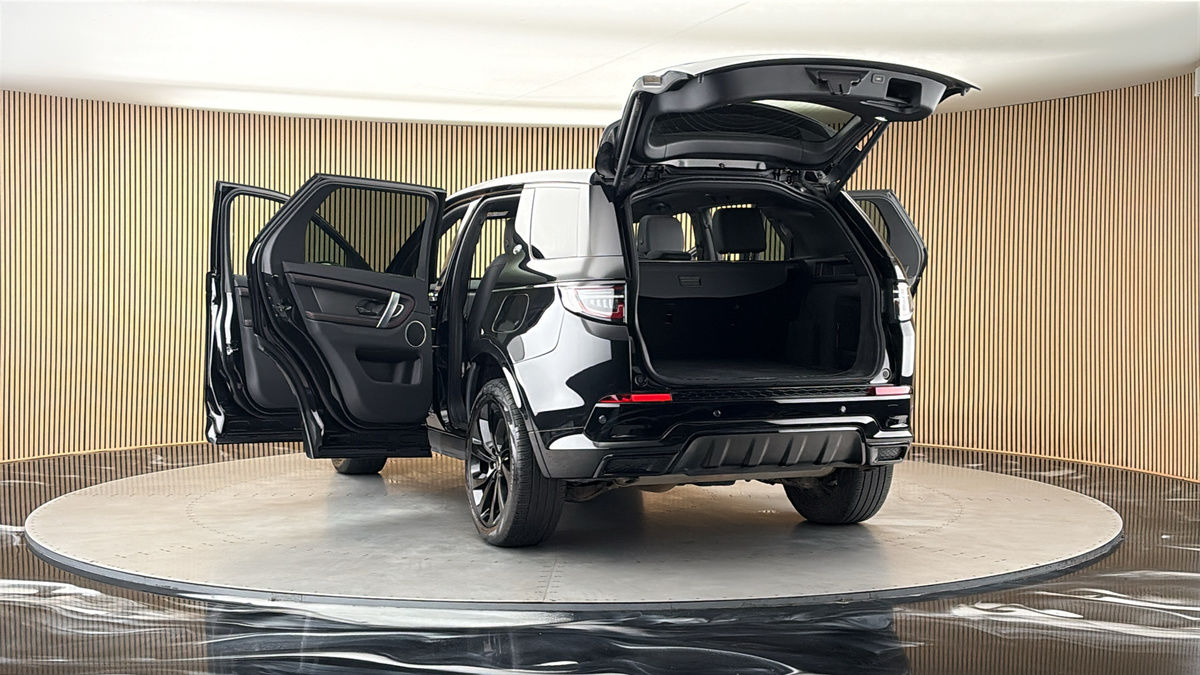 More views of Land Rover Discovery Sport