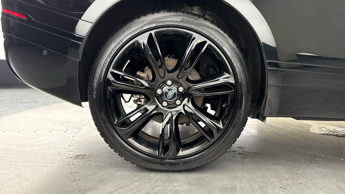 Land Rover Range Rover Velar Image 10