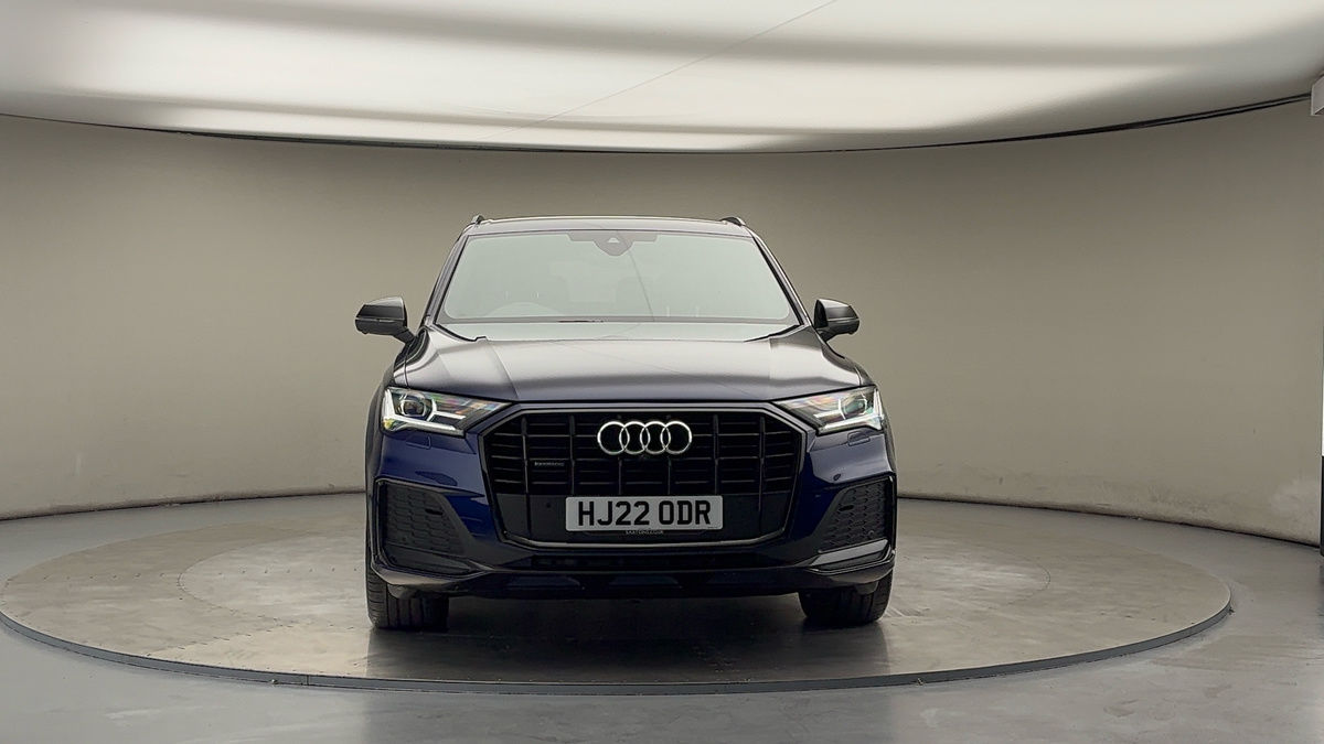 More views of Audi Q7