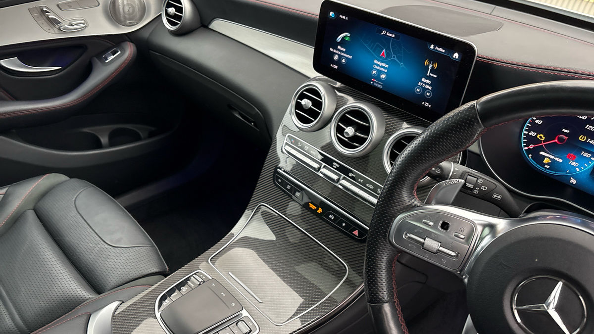 Mercedes-Benz GLC Image 18