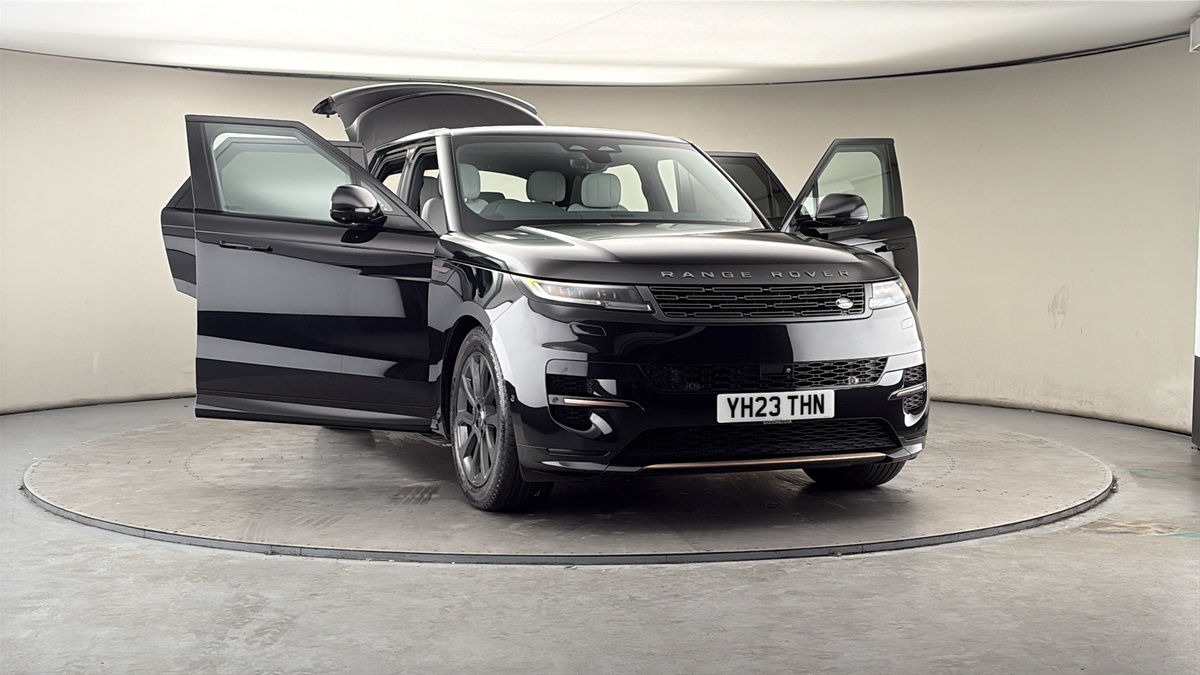 More views of Land Rover Range Rover Sport