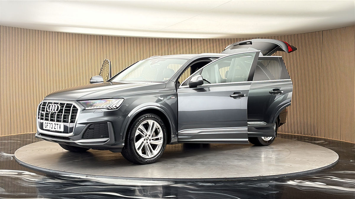 Audi Q7 Image 22