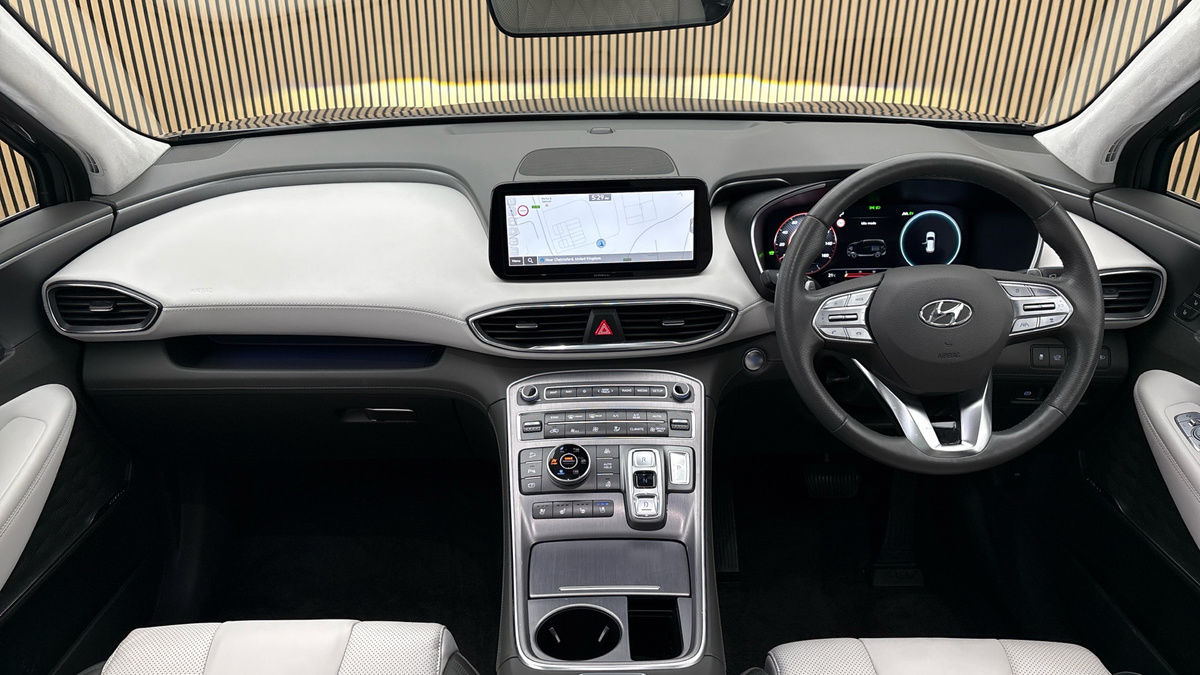 Hyundai Santa Fe Image 12