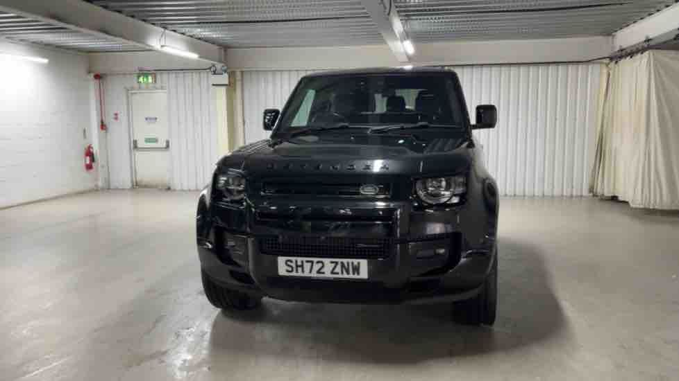 More views of Land Rover Defender 90