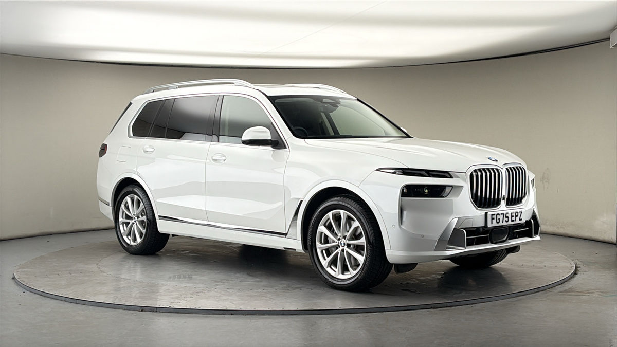 More views of BMW X7